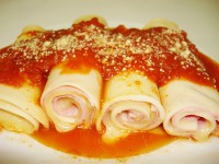 Cannelloni de presunto e mussarela